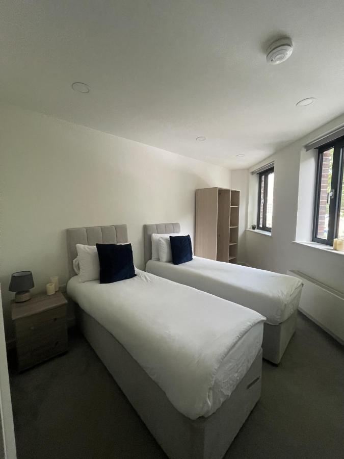 Large - Centre Appartement